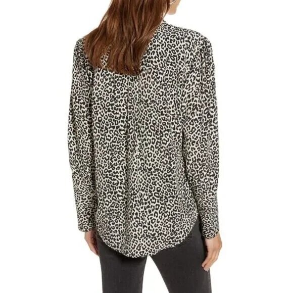 Something Navy Leopard Button Front Blouse Size XS Animal Print Career Business - Picture 2 of 8